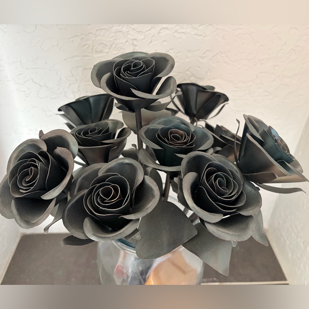 Elegant Metal Rose Bouquet